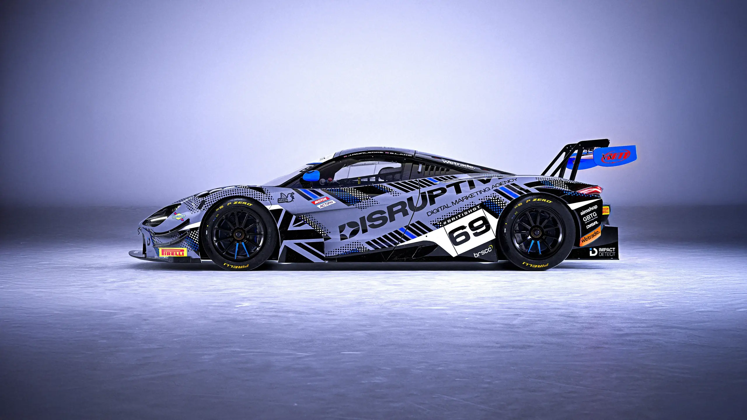 mahiki racing Mclaren GT4